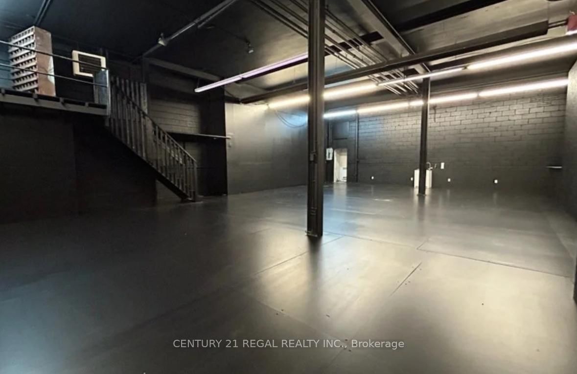 G-1110 Dupont Street - Photo 4