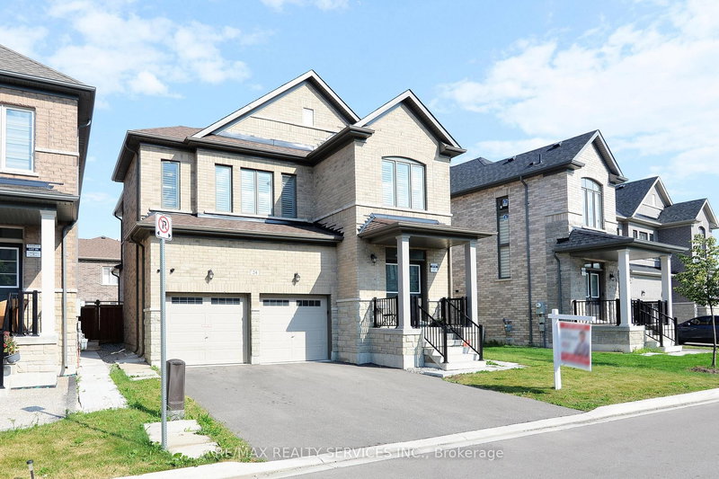 24 Bachelor St, Brampton, L7A 5A9 | Image 2