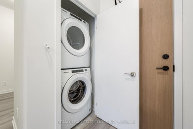 1440 Clarriage Milton,ON L9T 2X5 — Photo 9