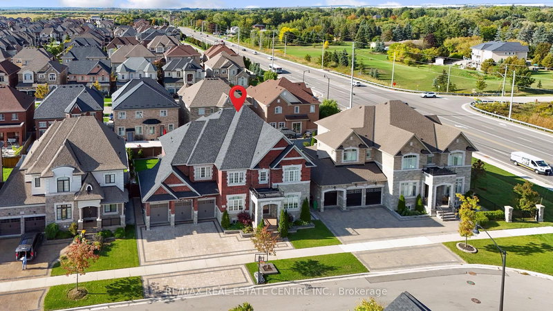 102 Belladonna Circ, Brampton, L6P 4B6 | Image 2