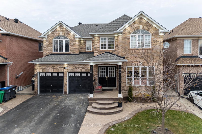 30 Bowsfield Dr, Brampton, L6P 1A6 | Image 3