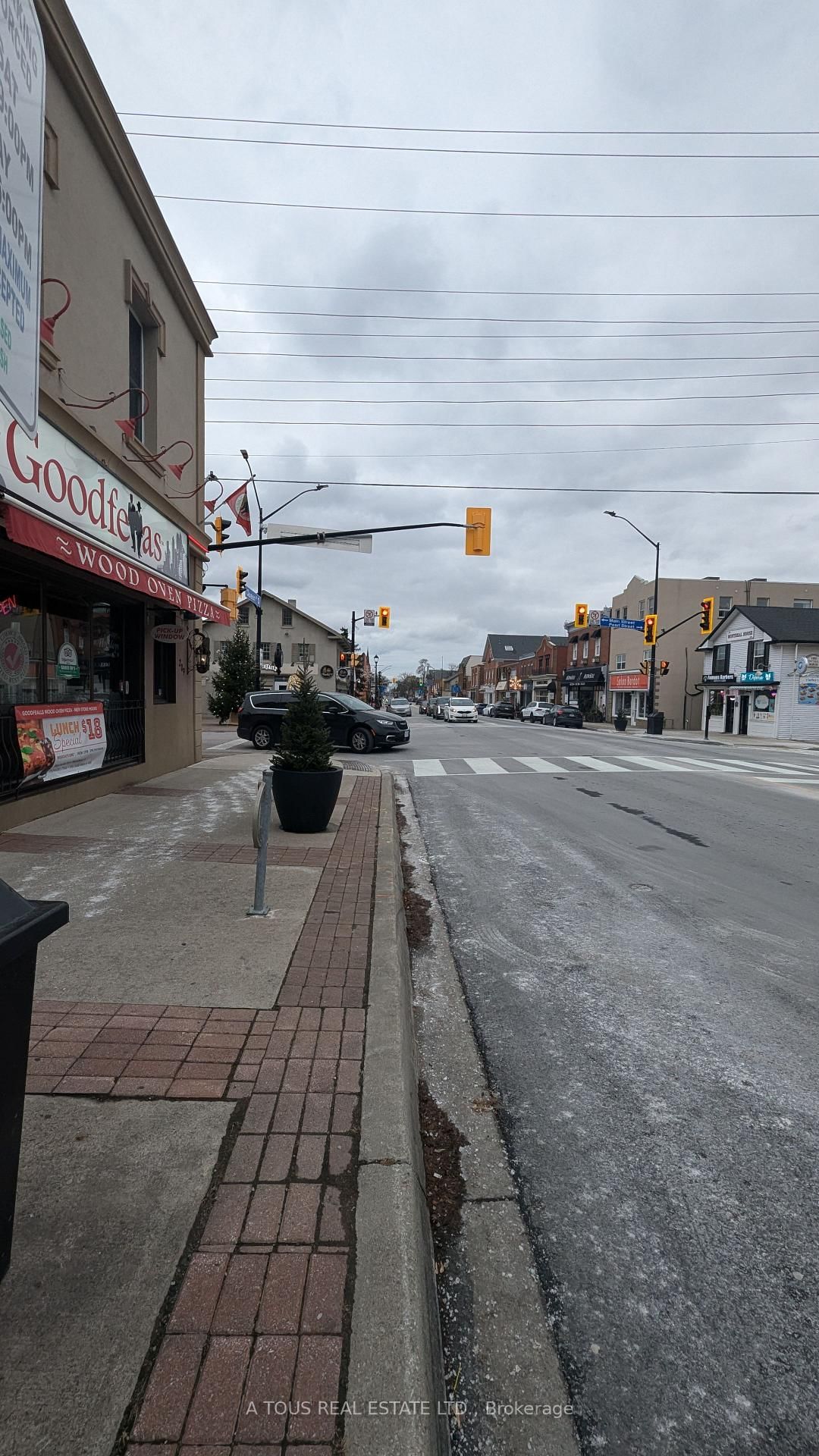 205 Queen Street S - Photo 18