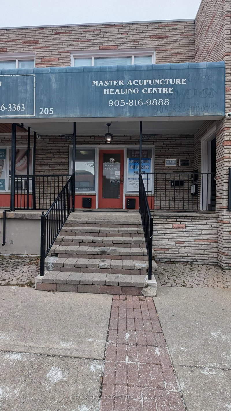 205 Queen St S, Mississauga, L5M 1L4 | Image 2