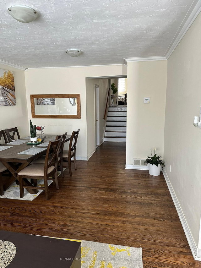 86 Earnscliffe Circle