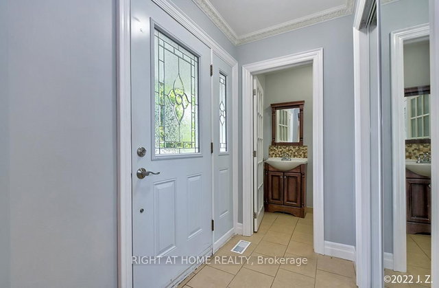 UPPER - 320 Rathburn Road