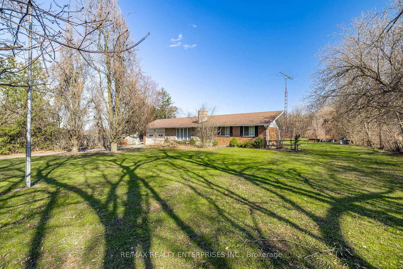 2739 Embleton Rd, Brampton, L6Y 0E8 | Image 2