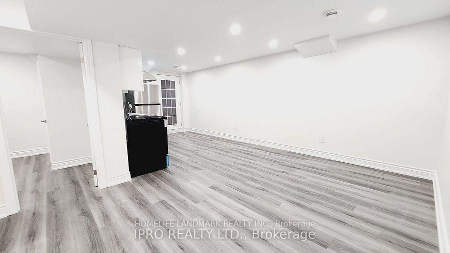 Detached House for lease at Basement-3546 Copernicus Drive, Mississauga, Ontario, L5B 3L3 - Fairview - MLS: W12592416