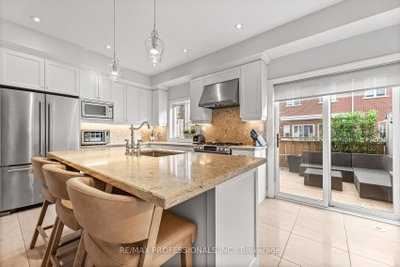 13 Compass Mississauga,ON L5G 4T8 — Photo 19