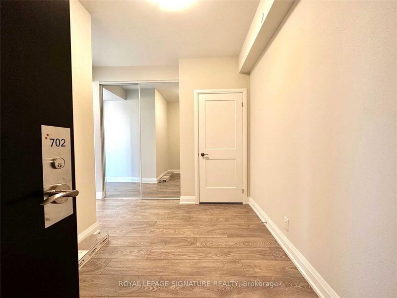 702 - 15 Lynch St, Brampton, L6W 0C7 | Image 2