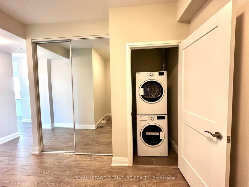 702 - 15 Lynch St, Brampton, L6W 0C7 | Image 3