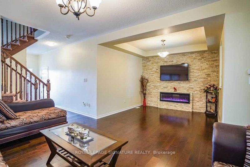 171 Buick Blvd, Brampton, L7A 0Z1 | Image 2