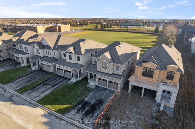 37 SOUTHBURY MANOR (Upper) Drive