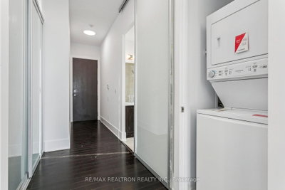 Unit 2805 — 103 The Queensway — photo 6