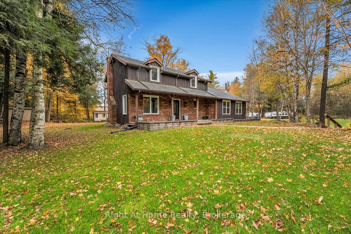 Listing Image 4