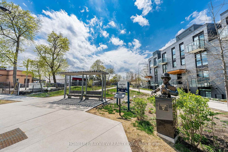 24 - 10 Brin Dr, Toronto, M8X 0B3 | Image 2