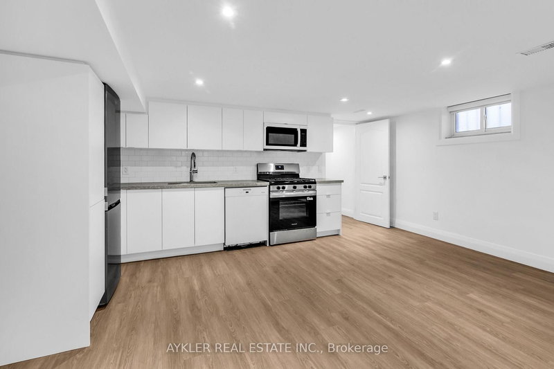 Unit B - 88 Bristol Ave, Toronto, M6H 3J9 | Image 3