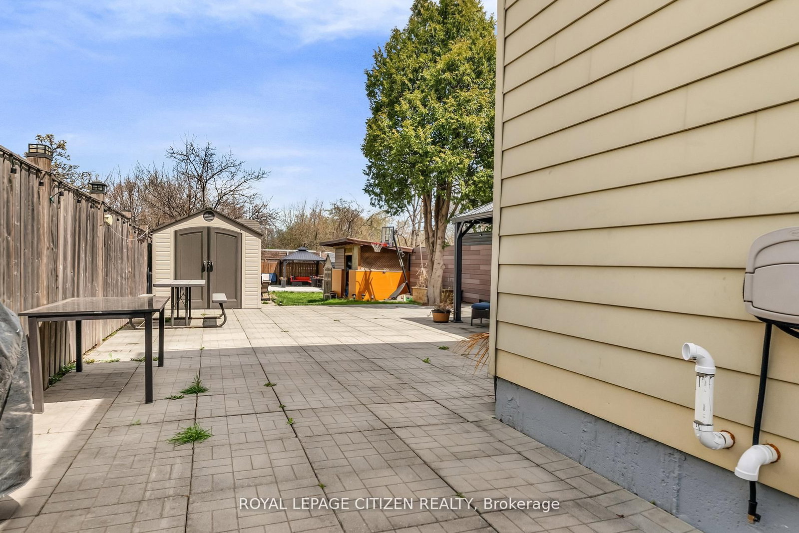 Semi-Detached House sold at 7567 Wildfern Drive, Mississauga, Ontario, L4T 3P7 - Malton - MLS: W12598808