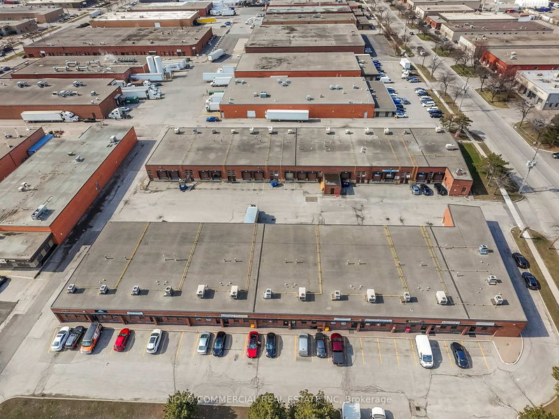 16 - 2460 Anson Dr W, Mississauga, L5S 1G7 | Image 2