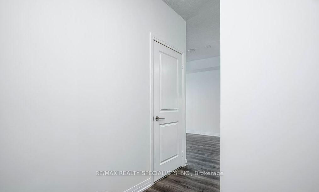 15 Watergarden Drive, Unit 507 - Photo 12