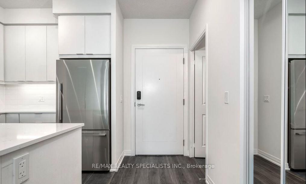 15 Watergarden Drive, Unit 507 - Photo 5