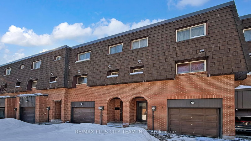 50 Darras Crt, Brampton, L6T 1W7 | Image 2