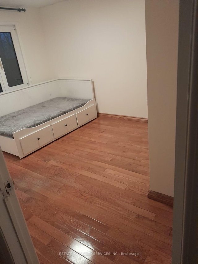 36 Cousins Court