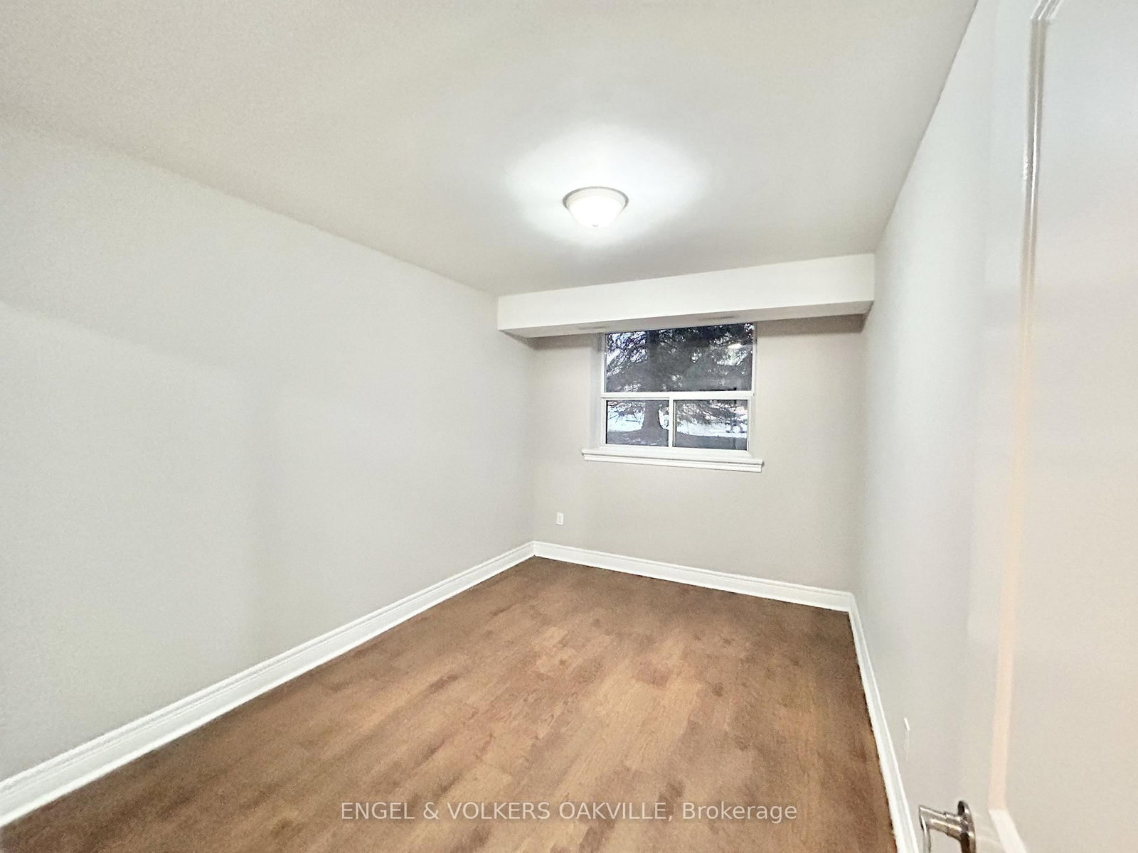 Semi-Detached House for lease at 32-90 Twenty Fifth Street, Toronto, Ontario, M8V 3P9 - Long Branch - MLS: W12604012