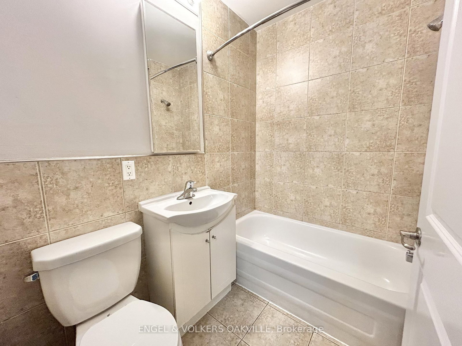 Semi-Detached House for lease at 32-90 Twenty Fifth Street, Toronto, Ontario, M8V 3P9 - Long Branch - MLS: W12604012