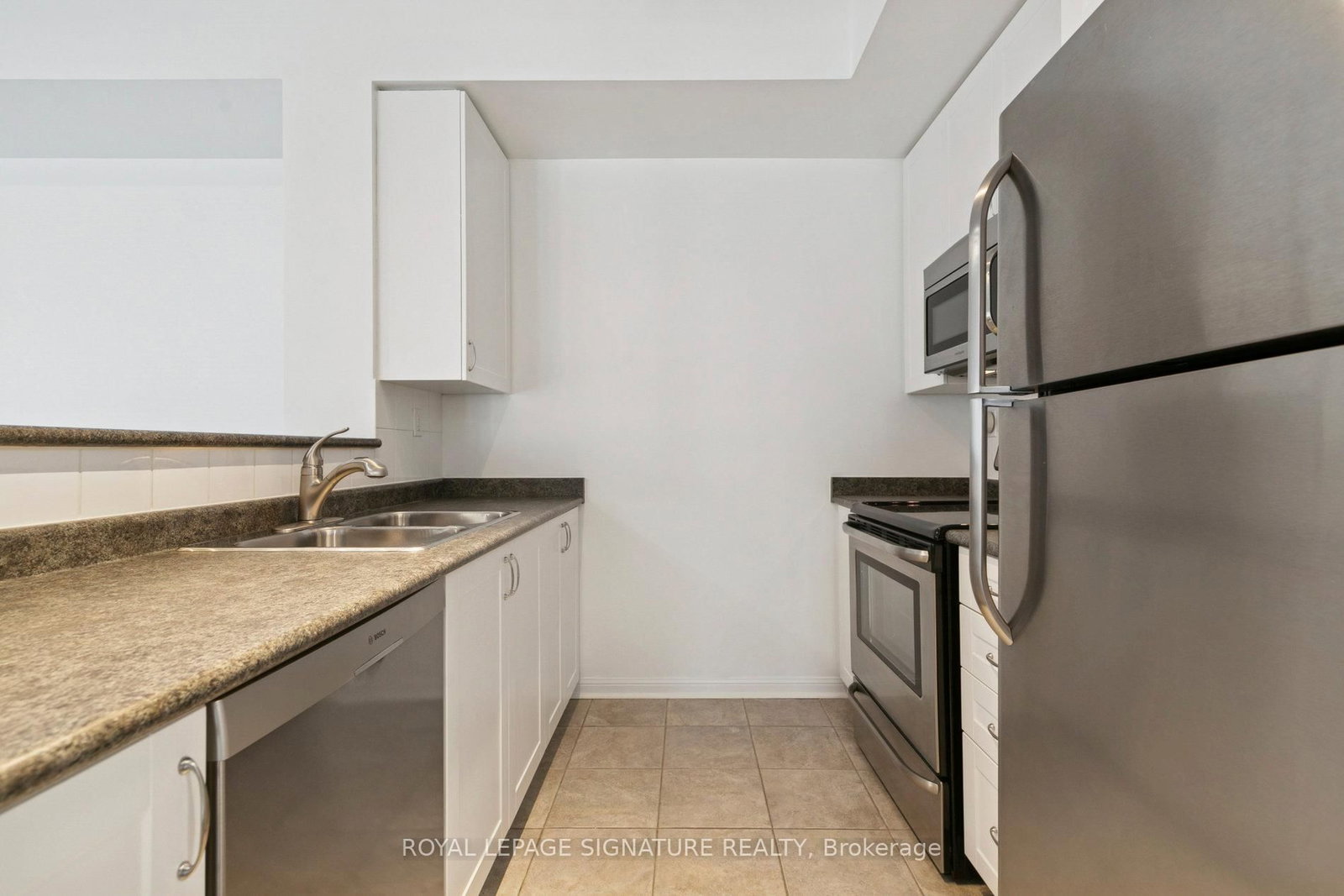 5705 Long Valley Mississauga,ON L5M 0M3 — Photo 4