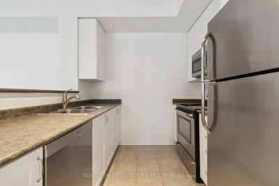 5705 Long Valley Mississauga,ON L5M 0M3 — Photo 4