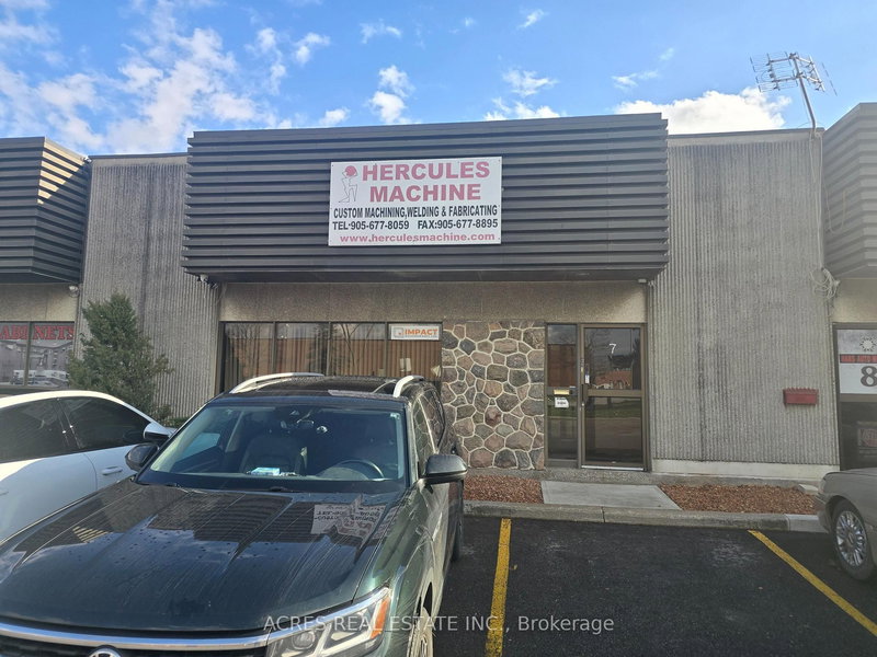 7 - 2470 Lucknow Dr, Mississauga, L5S 1J9 | Image 3