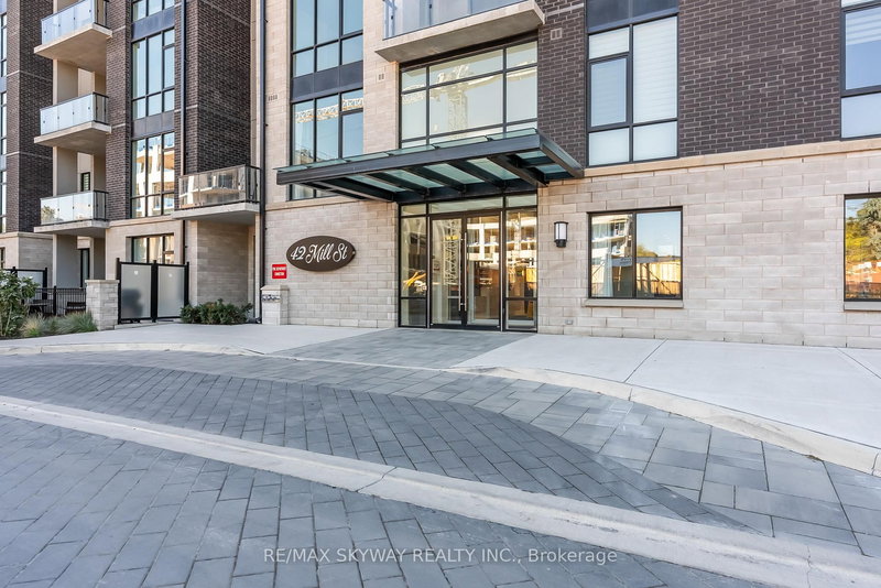 105 - 42 Mill St, Halton Hills, L7G 0P9 | Image 2