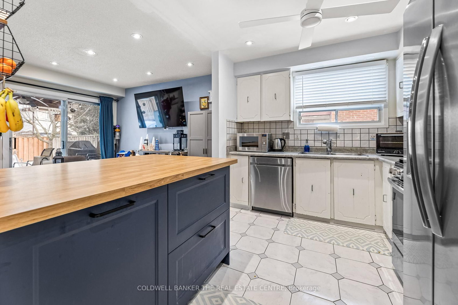 Semi-Detached House for sale at 64 Merton Road, Brampton, Ontario, L6V 2V6 - Brampton North - MLS: W12605908