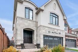 4 Bassett Cres, Brampton, L6X 5G2 | Image 2