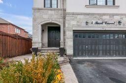 4 Bassett Cres, Brampton, L6X 5G2 | Image 3