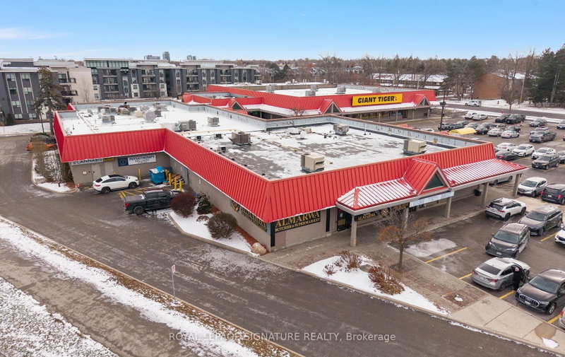 3200 Erin Mills Pkwy photo 3