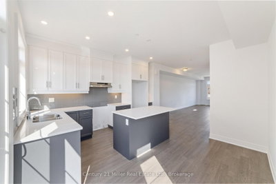 2140 Trafalgar Road • #42 • Oakville, ON photo 9
