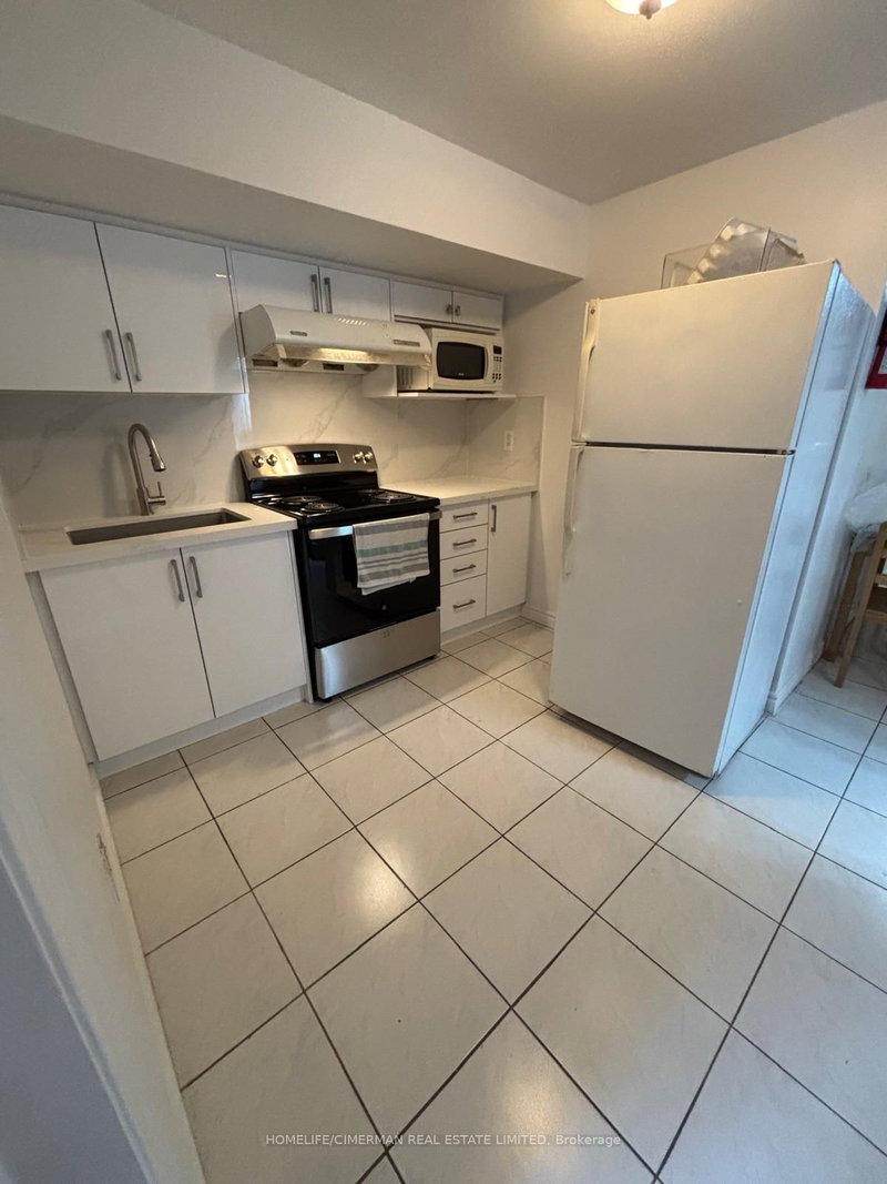 14 Haynes Ave, Toronto, M3J 3P6 | Image 3