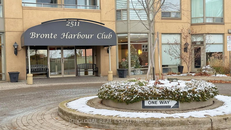 109 - 2511 Lakeshore Rd W, Oakville, L6L 6L9 | Image 2