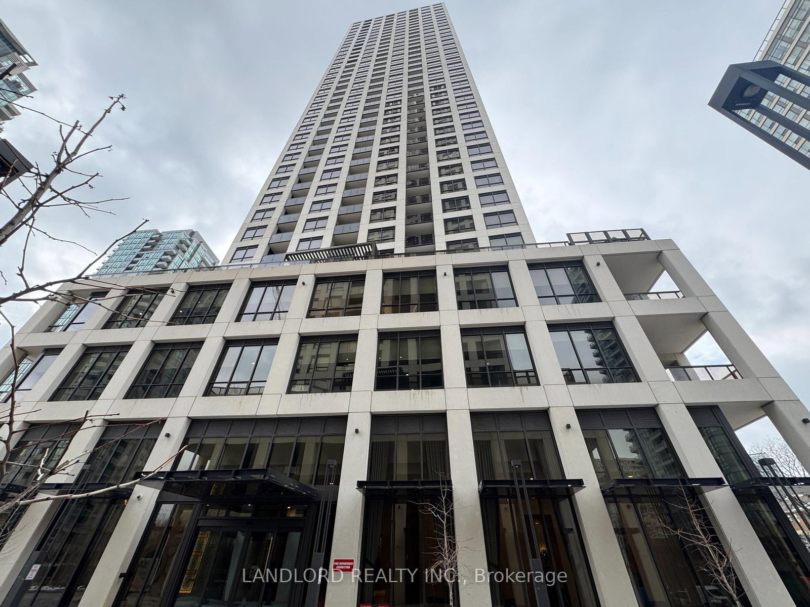 36 Elm Drive W, Unit 502 - Photo 17