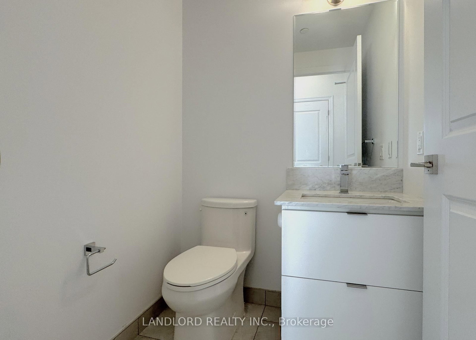 36 Elm Drive W, Unit 502 - Photo 4