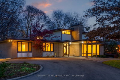 200 Main Street South, Brampton, Ontario image-0-1