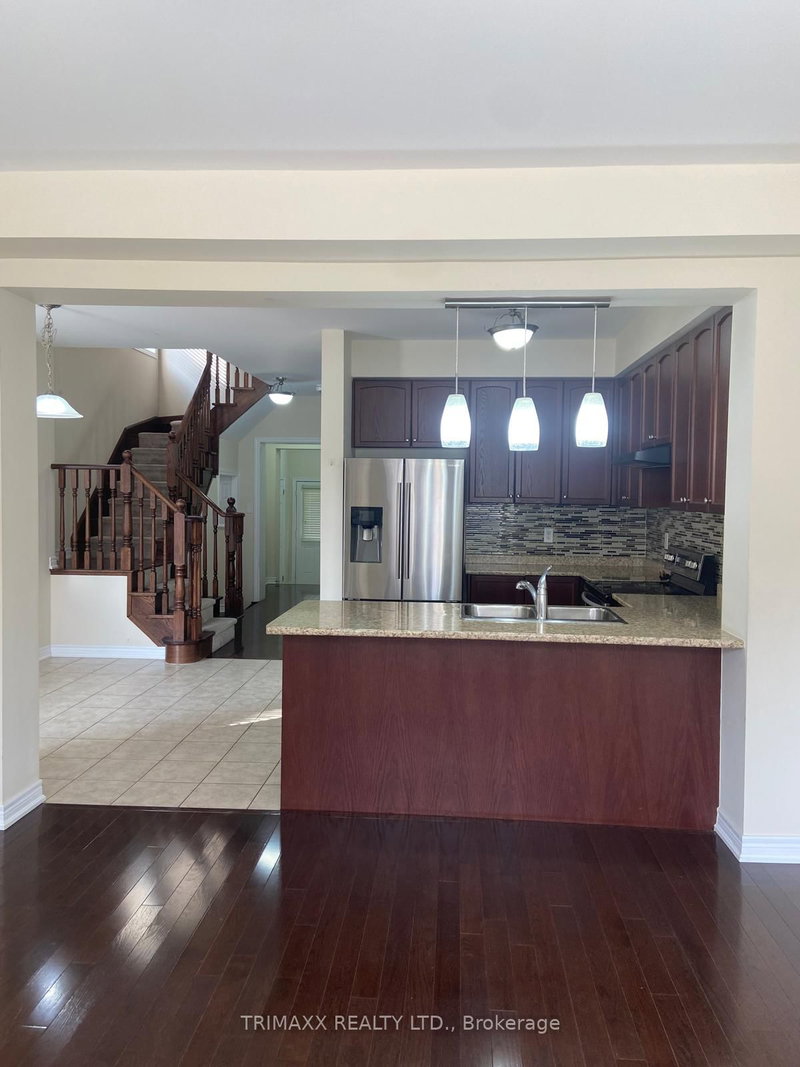 7 Vinewood Rd, Caledon, L7C 4A9 | Image 3