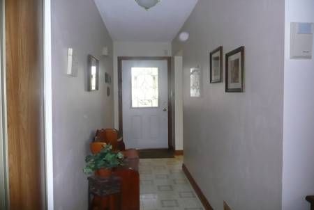 42 Lindridge Ave, Brampton, L6S3X1 | Image 2