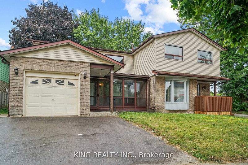 16 Wimbledon Crt, Brampton, L6V 2S4 | Image 3