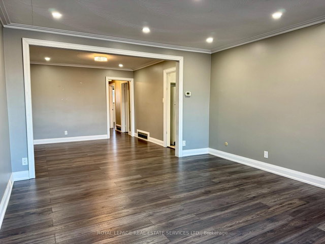 70 Hisey Crescent