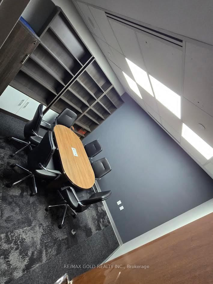 226 - 2980 Drew Rd, Mississauga, L4T 0A7 | Image 3