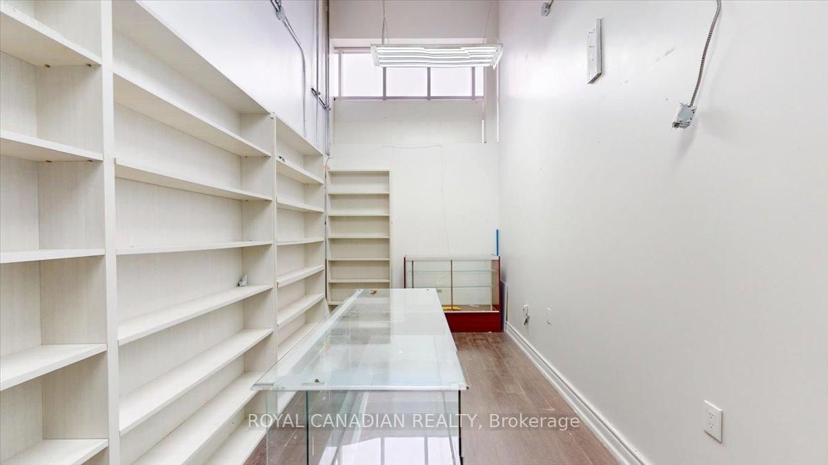 7215 Goreway Drive N, Unit 2A04 - Photo 5