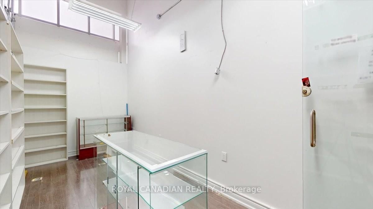 7215 Goreway Drive N, Unit 2A04 - Photo 6