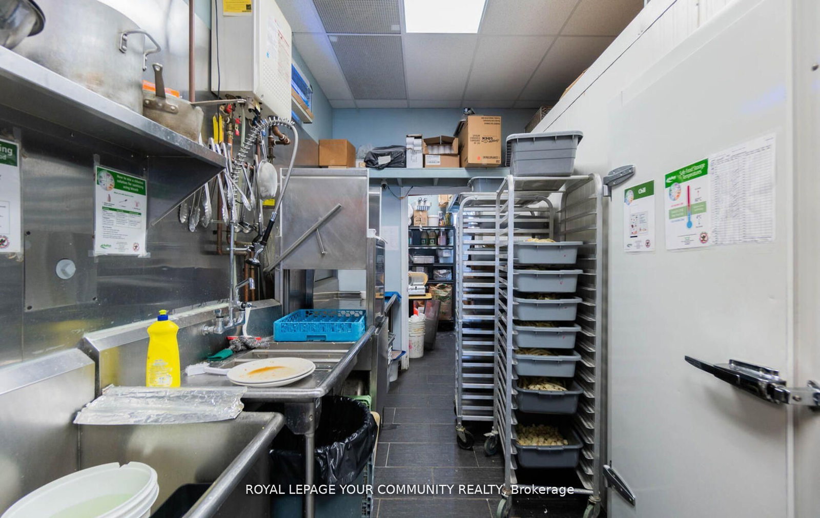 511 Appleby Line, Unit 100 - Photo 16